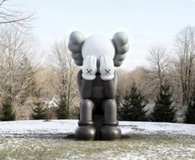 Kaws Companion (Passing Through)