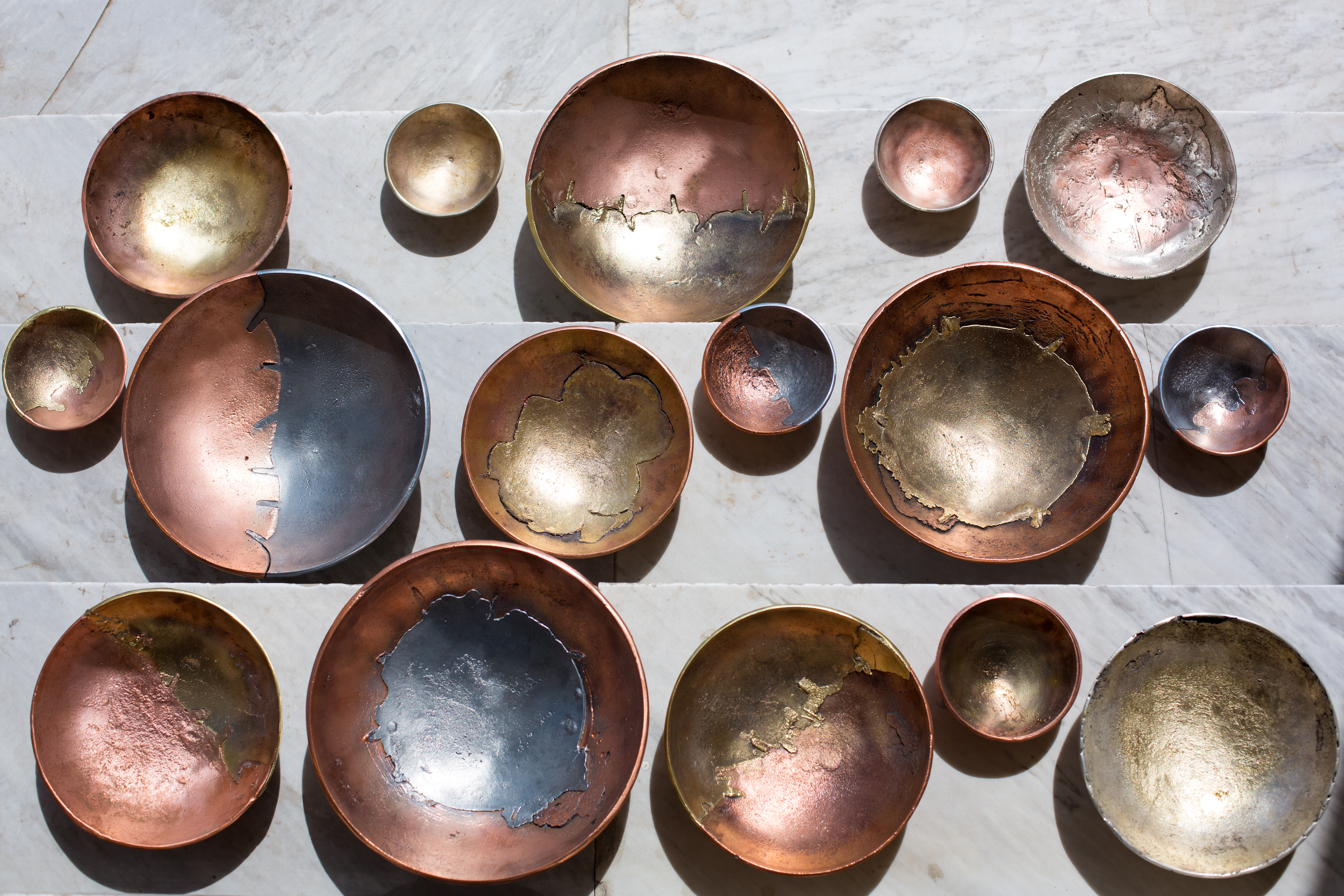 Dual Bowls par Kawther Al Saffar sur Design Maroc