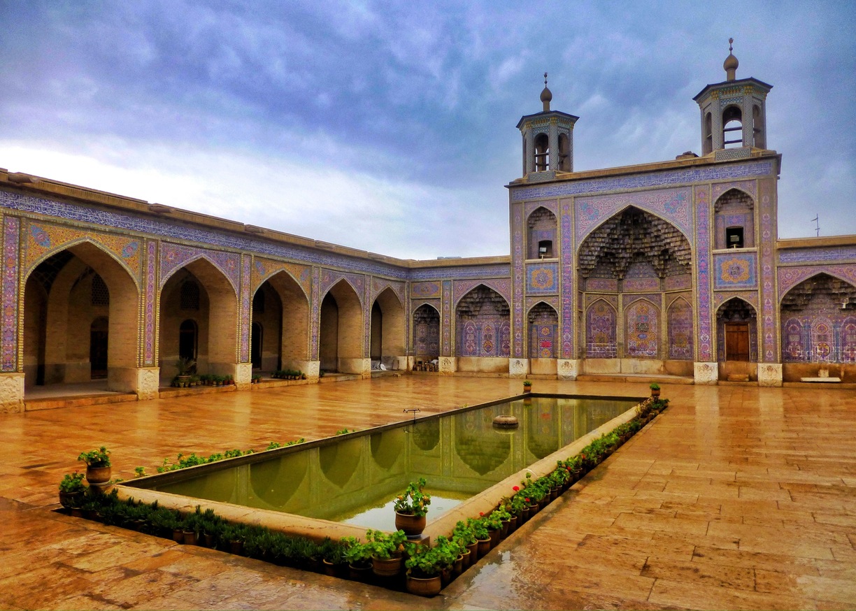 Mosquée Nasir-ol-molk de Shiraz sur Design Maroc