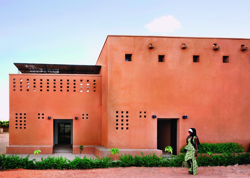 Vue de la façade Est des habitations Niamey 2000
