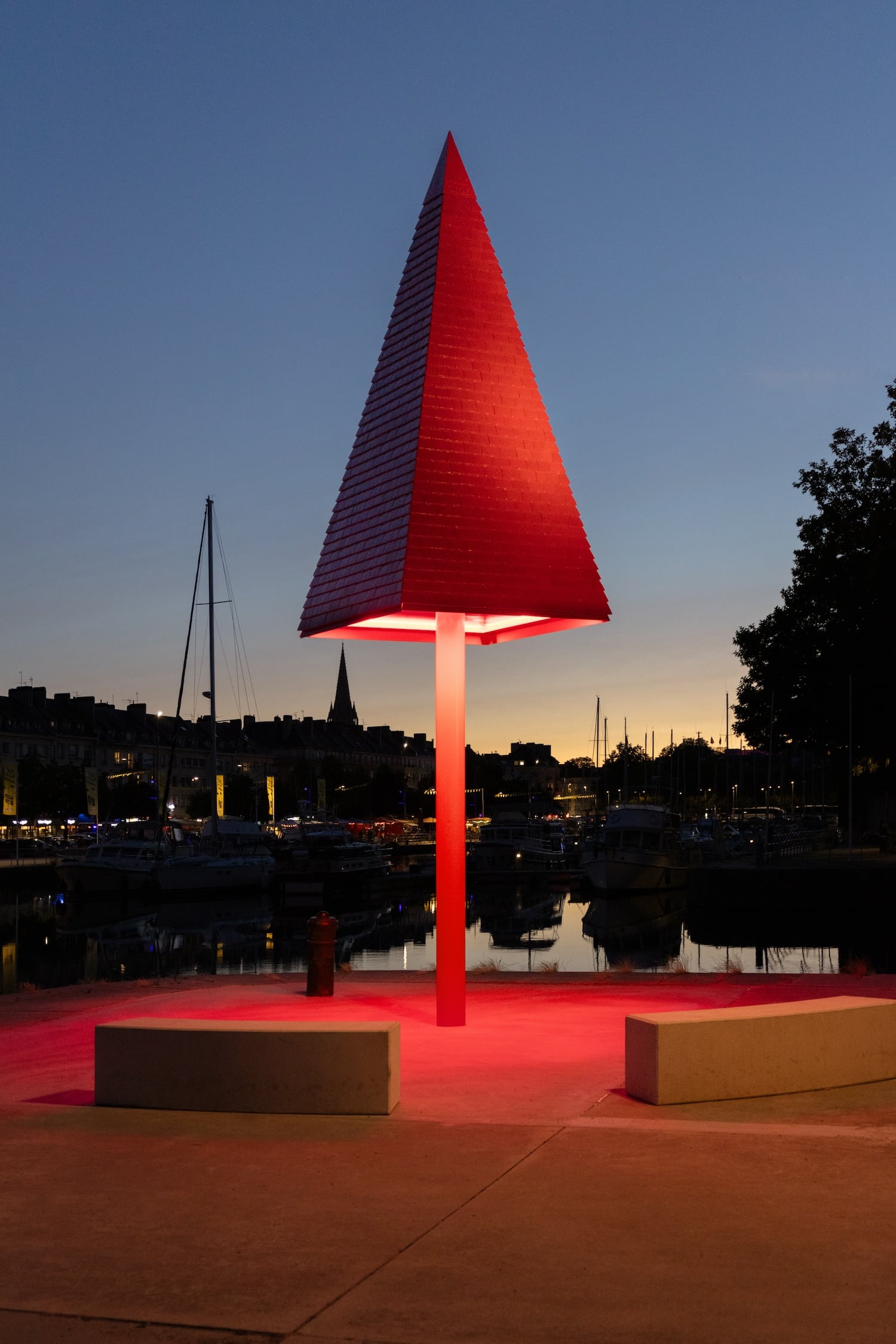 Le 101ᵉ clocher de Caen : signal rouge pour un nouveau chapitre urbain