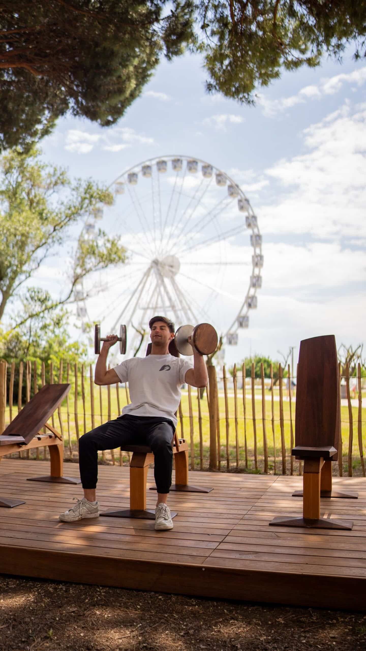 Sunset Fitness x Léa Vuillien : quand le mobilier sportif outdoor se reconnecte à la nature Sunset Fitness x Léa Vuillien : quand le mobilier sportif outdoor se reconnecte à la nature