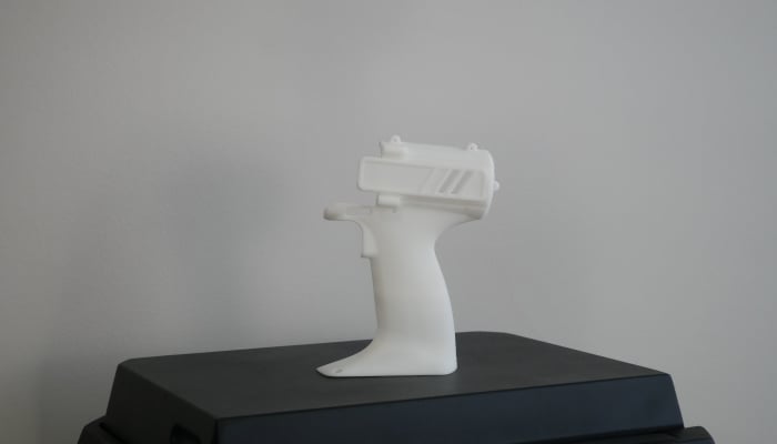 Une demi coquille de perceuse