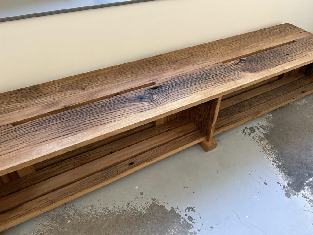 Au Creux de l’Enfer, Olivier Vadrot réinvente le mobilier de centre d’art