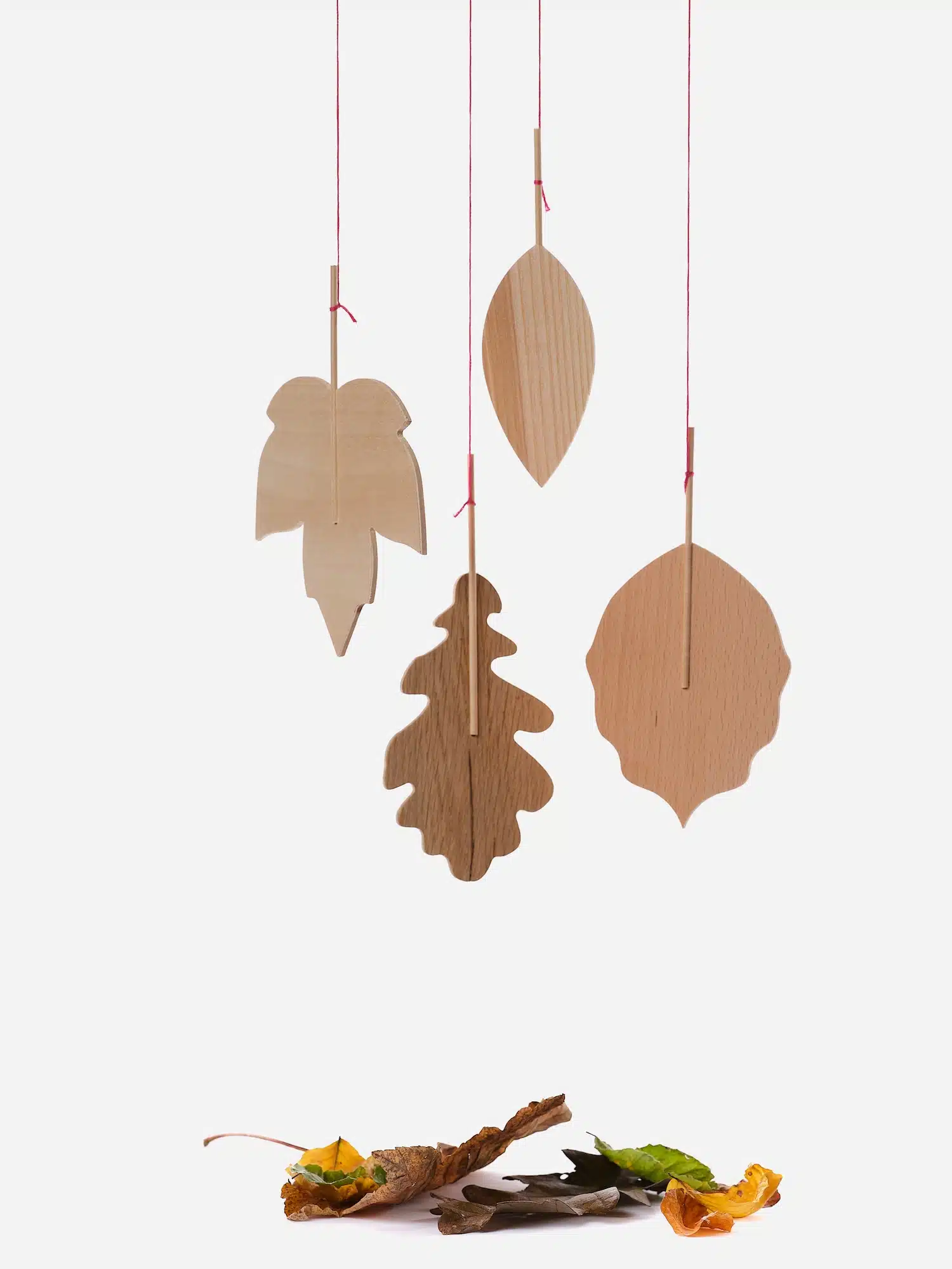 Quand la forêt devient objet : entre artisanat local et design engagé Quand la forêt devient objet : entre artisanat local et design engagé