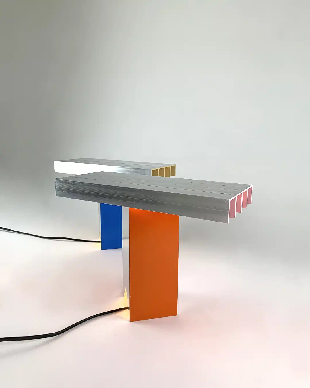 Guillaume Sonnet présente Grammar : entre Bauhaus et Memphis, le design par assemblage