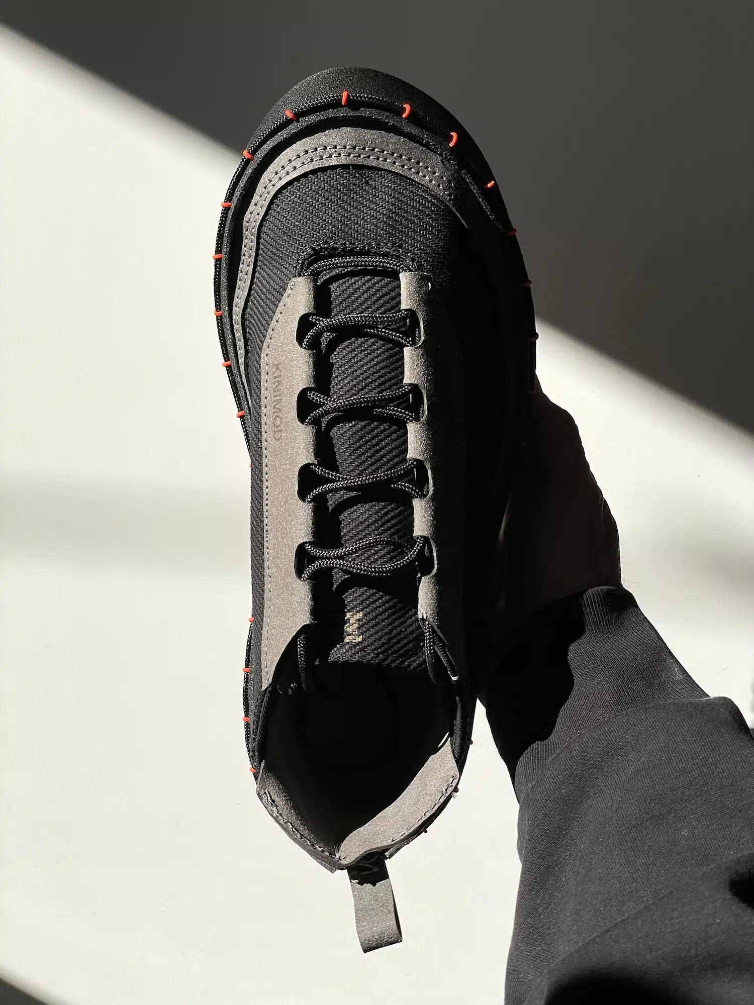Closed Loop Footwear : la sneaker autrichienne qui se répare, se démonte et se composte 