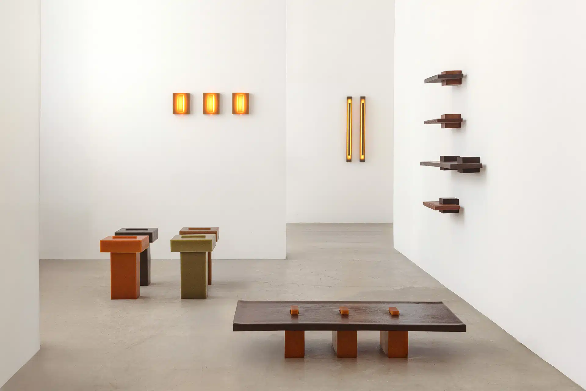 Rícino C : Estúdio RAIN transforme la résine d'huile de ricin en mobilier et luminaires biosourcés Rícino C : Estúdio RAIN transforme la résine d'huile de ricin en mobilier et luminaires biosourcés