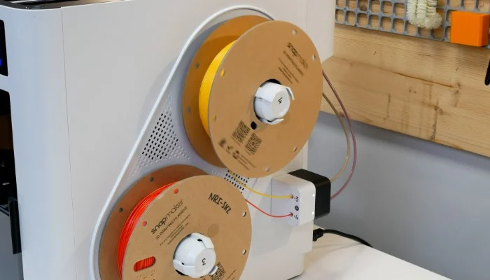 le système d'insertion de filament