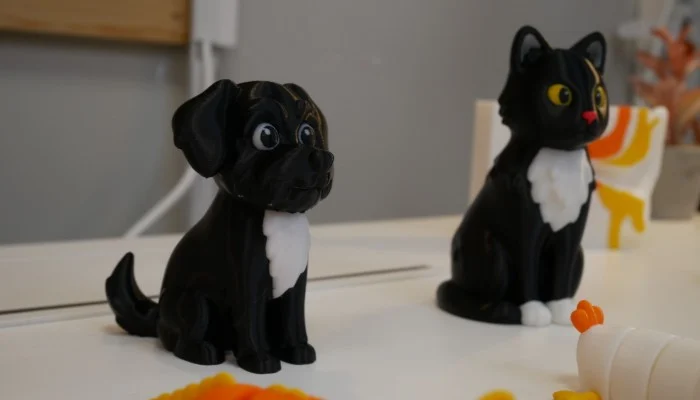 un chien et un chat imprimés en 3D