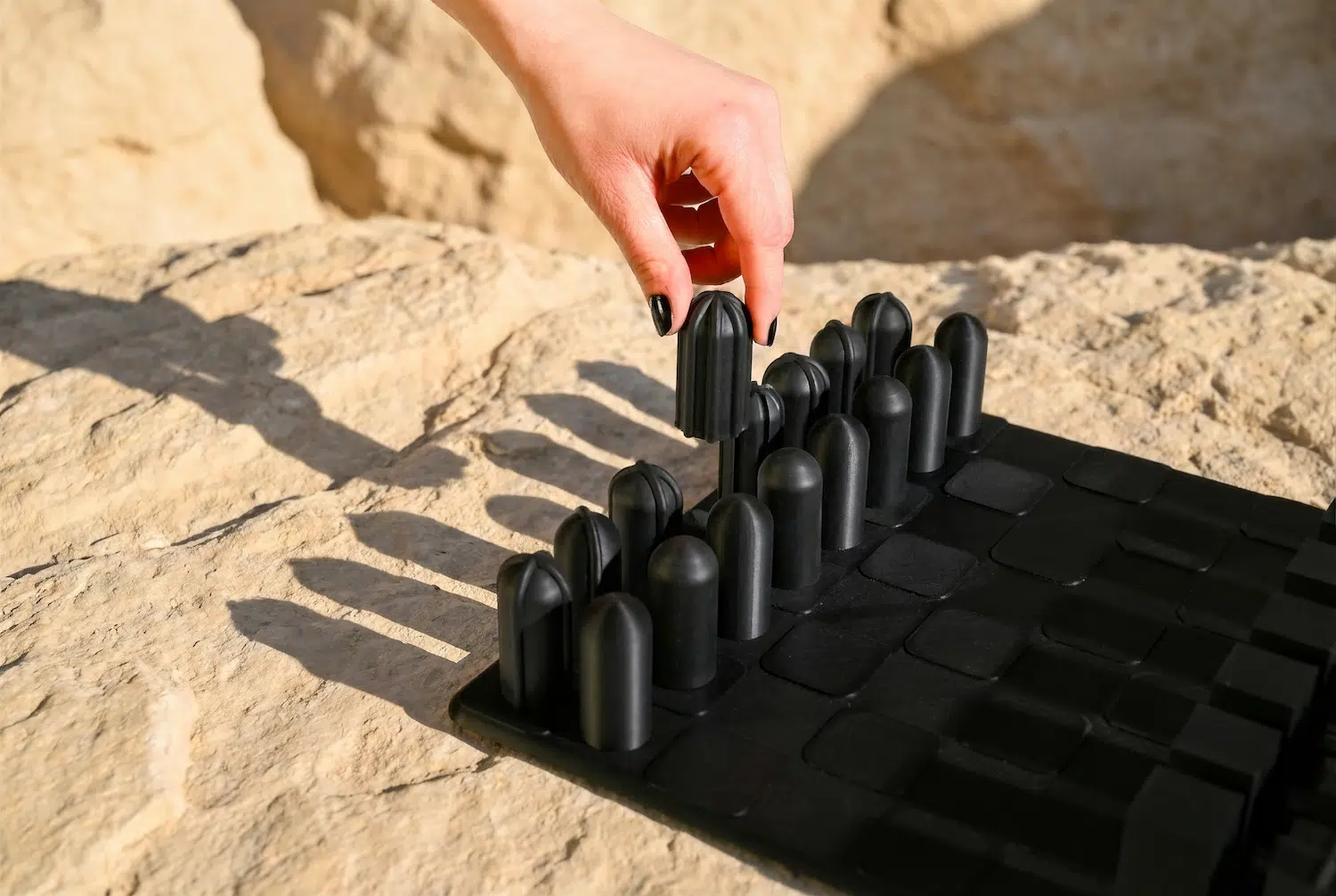 Contemporary Chess par Lorenzo Rimini : quand la géométrie remplace la couronne