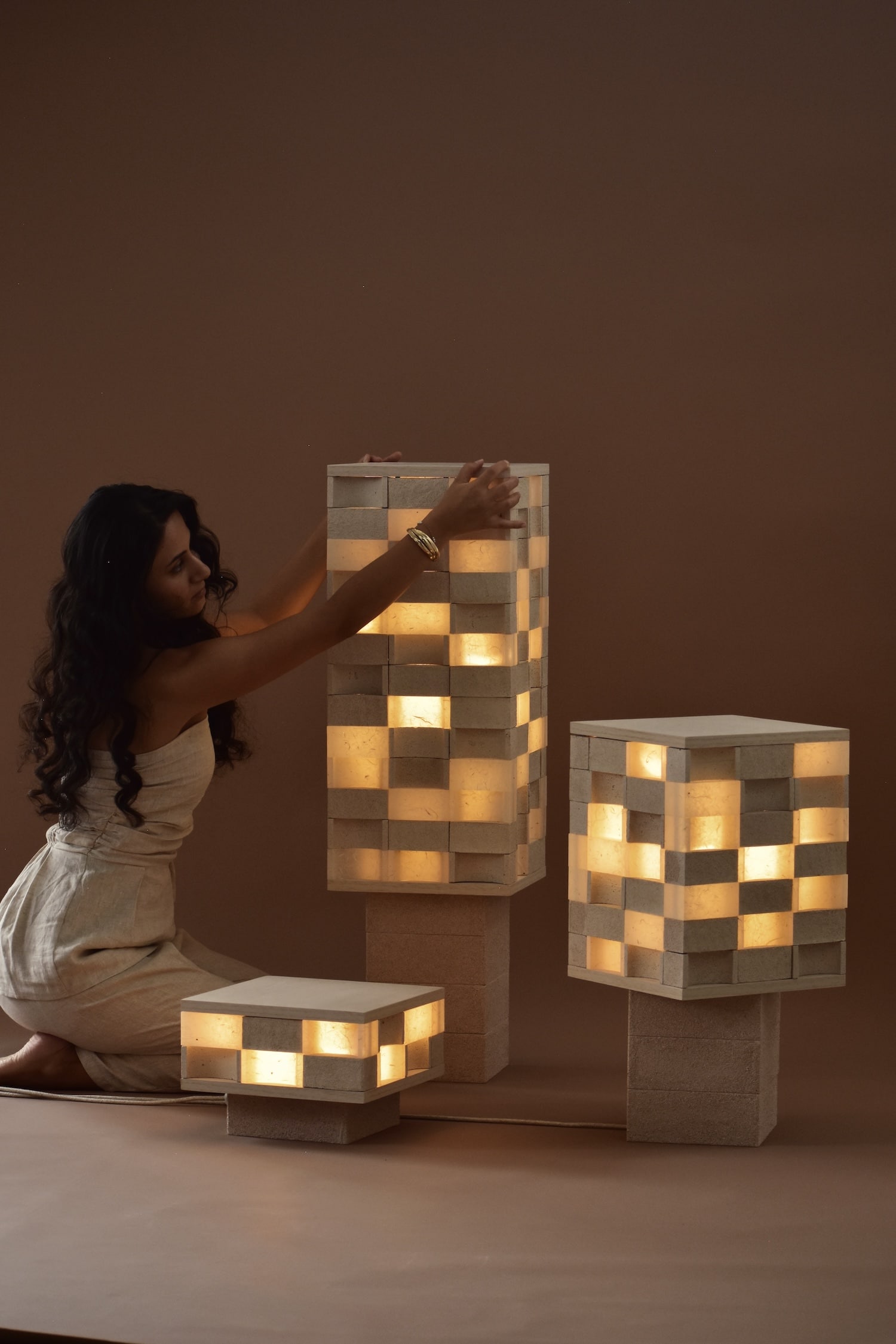 Mod-u : la lampe modulaire en coquille d'œuf par Joanne Odisho Mod-u : la lampe modulaire en coquille d'œuf par Joanne Odisho