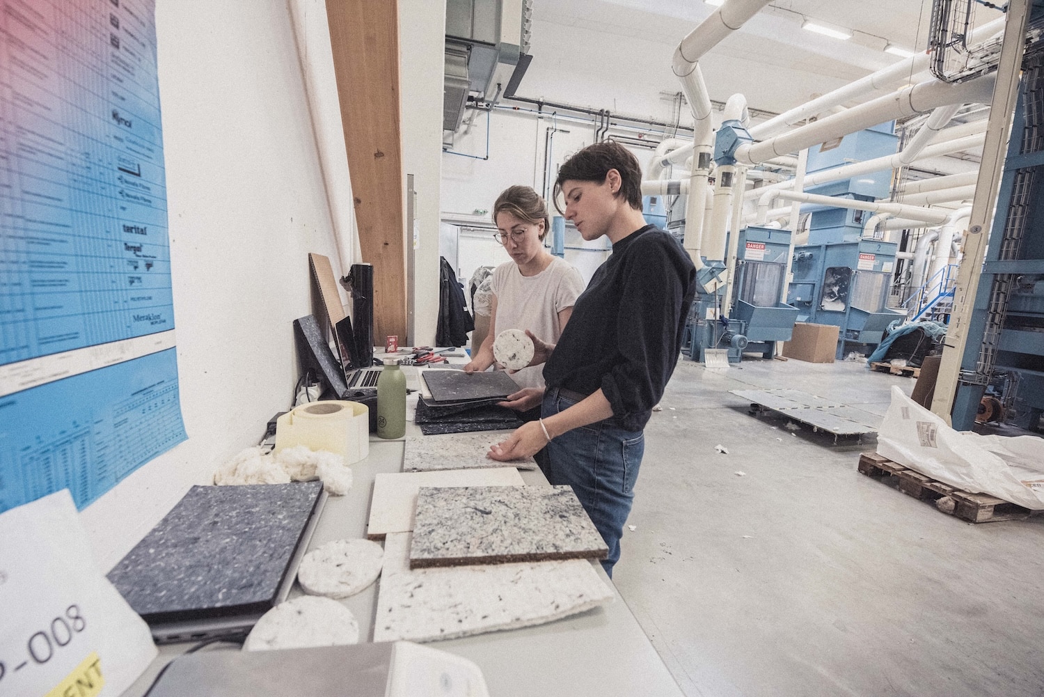 Béton de chiffon : l'histoire du textile recyclé qui ressemble à de la pierre, signé Pierreplume Béton de chiffon : l'histoire du textile recyclé qui ressemble à de la pierre, signé Pierreplume