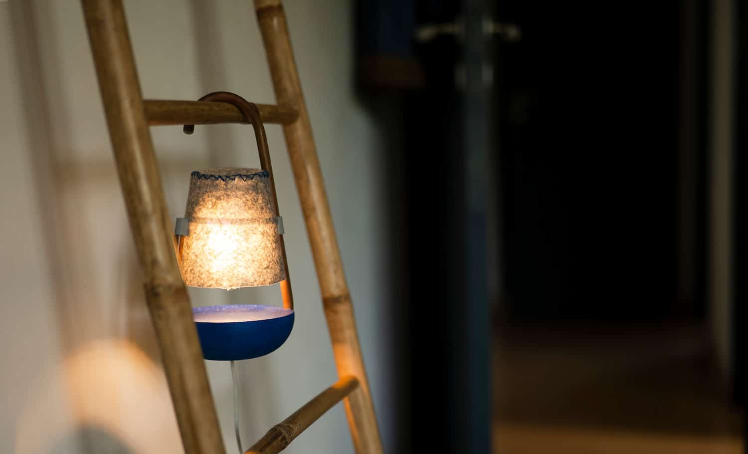 Éveiller l'intérêt des enfants pour la création manuelle : le kit lampe d'Elian Hillereau Éveiller l'intérêt des enfants pour la création manuelle : le kit lampe d'Elian Hillereau