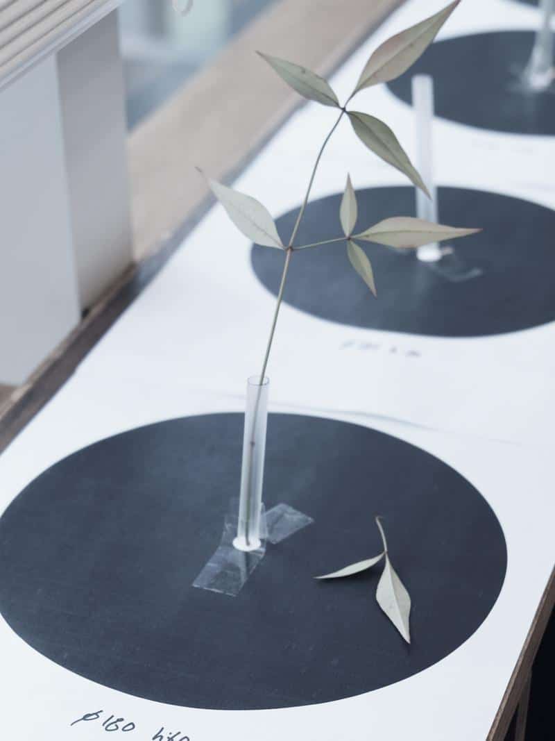 Un ingénieur mécanique, un vase, et rien autour : Fountain par le studio jido Un ingénieur mécanique, un vase, et rien autour : Fountain par le studio jido