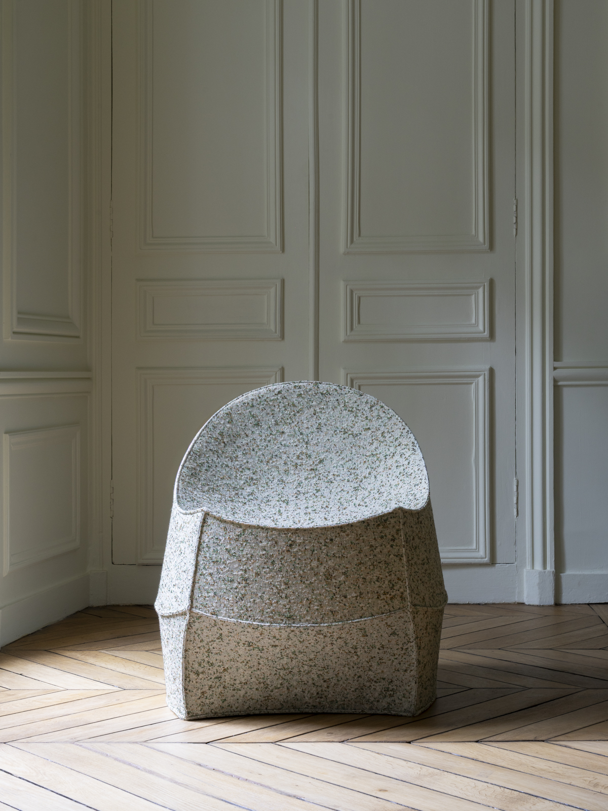 Bloc, le fauteuil en feutre de laine d'Aldo Bakker pour Moustache