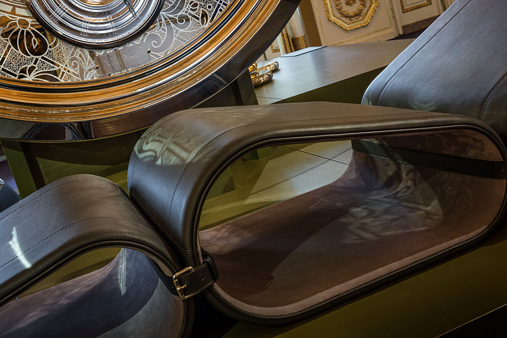 Louis Vuitton et l'Art déco : les Objets Nomades en dialogue avec l'héritage Louis Vuitton et l'Art déco : les Objets Nomades en dialogue avec l'héritage